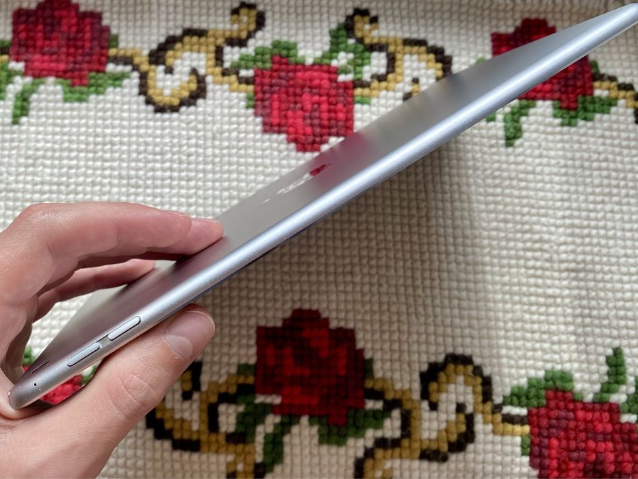 Apple iPad Air 2 Wi-Fi 64GB