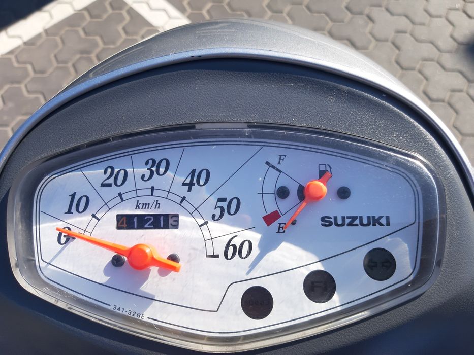 Інжекторний Сузукі Летс 4