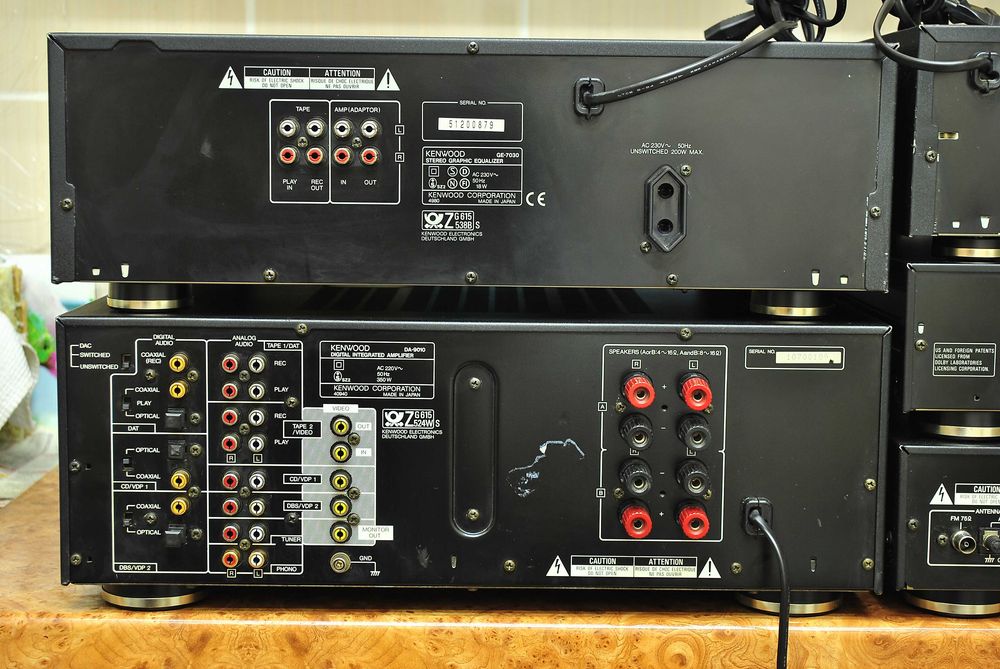 Топовый KENWOOD DA-9010 (109) 18 кг 115вт/8ом 150вт/4ом ЦАП japan