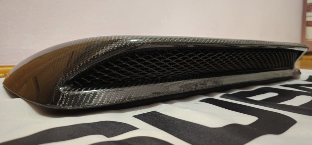 Карбоновий повітрозабірник капоту SUBARU impreza WRX/STI