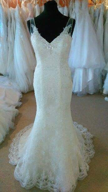 Suknia ślubna syrenka