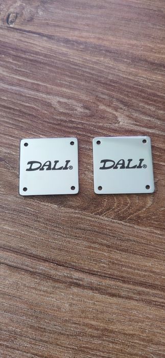 Dali emblemat logo kolumny