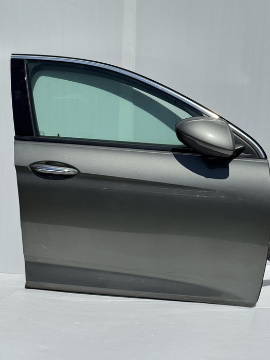 Opel Insignia b drzwi przod Z10A w kolor keyless
