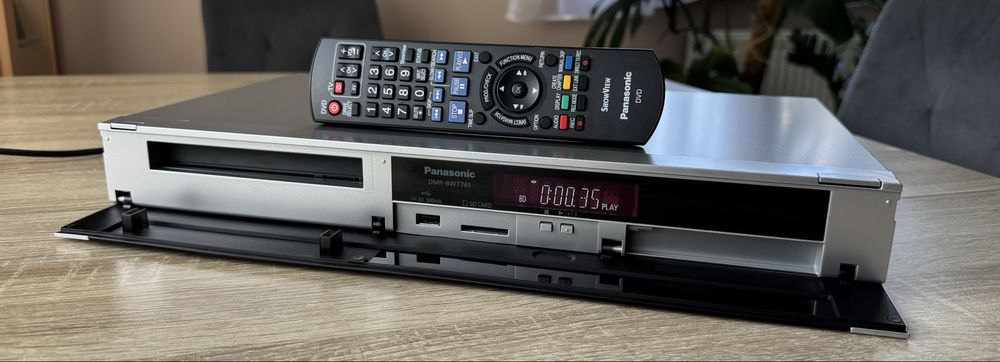 Panasonic DMR-BWT745 #Nagrywarka DVD Blu-Ray HDD #500 GB #HDMI #2x USB