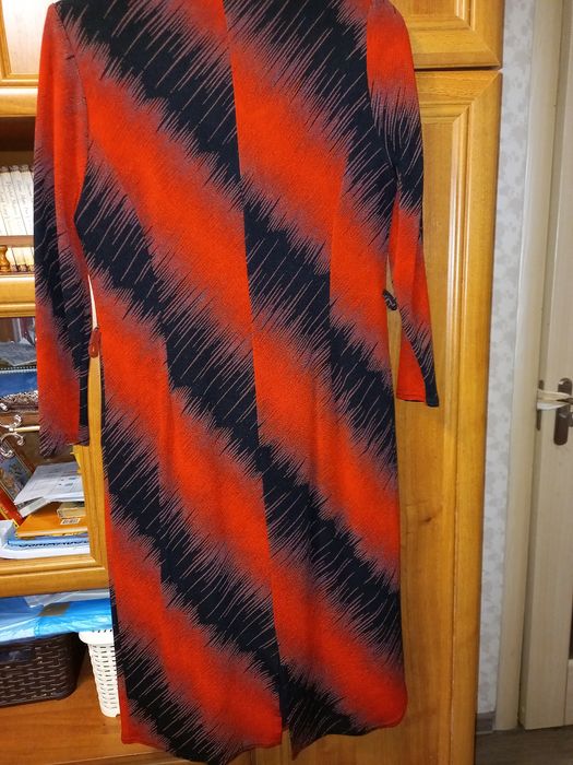 Платья ,пиджак  женские 50- 52р