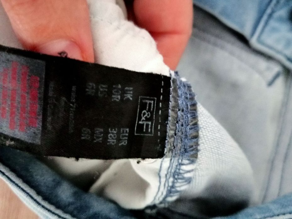 Dżinsy damskie skinny