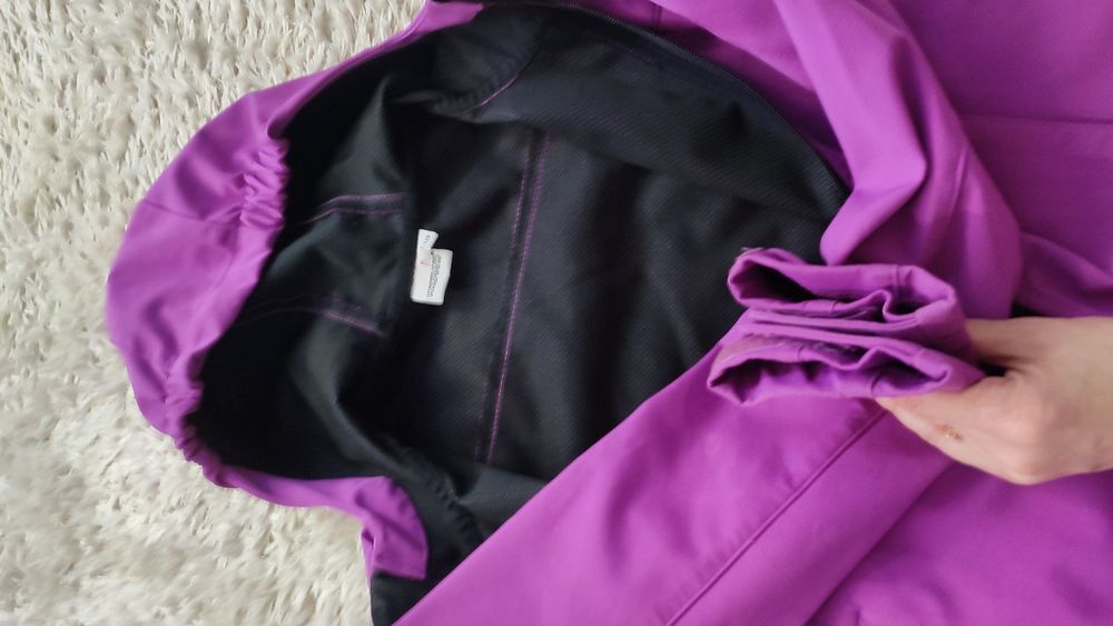 Куртка вітрова розмір 128