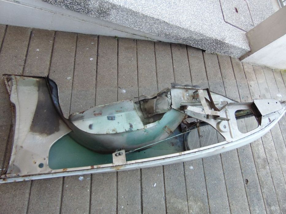 Citroen ds boca de sapo guarda lamas frente direito