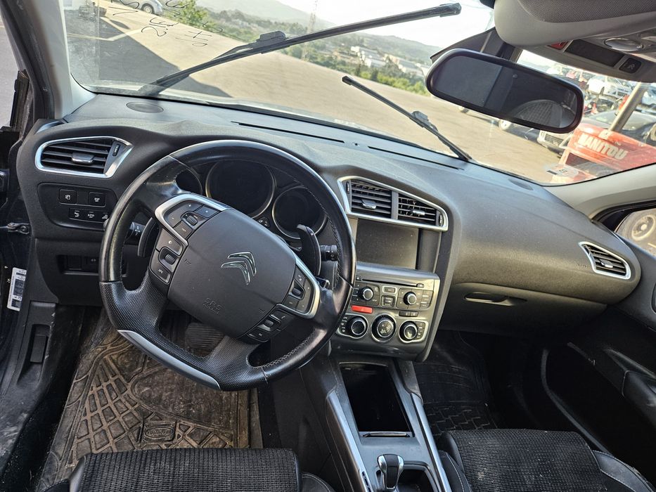 Citroën C4 II Exclusive 1.6 BlueHDi de 2014 para peças