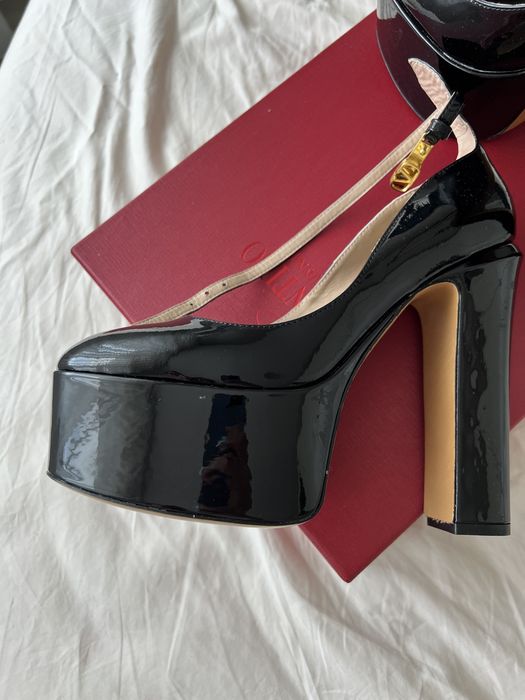 Szpilki Garavani Valentino pump pattern roz 39