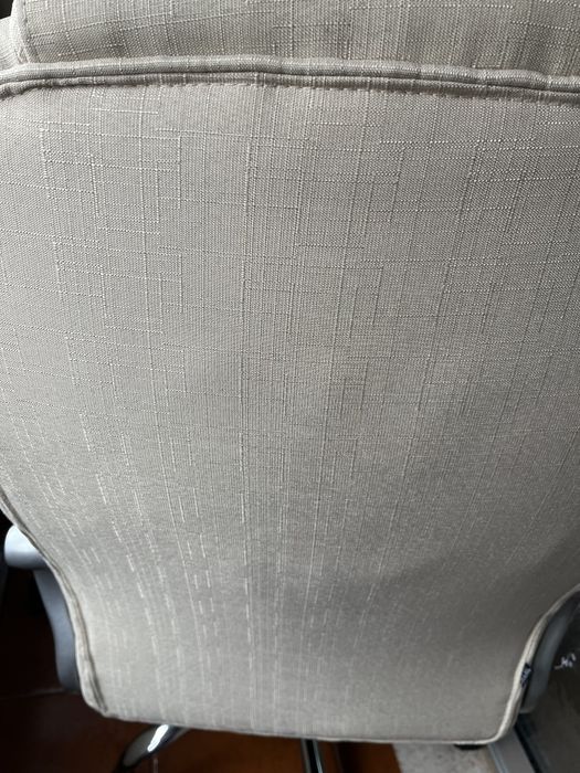 Cadeira Secretária Ergonómica XL em tecido bege