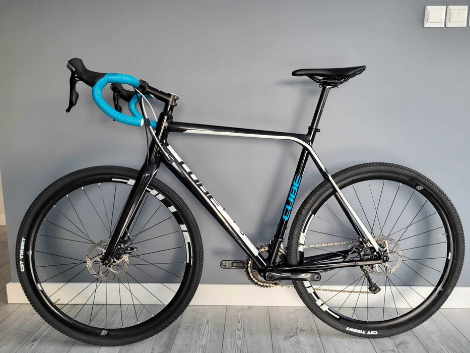 CUBE CROSS RACE Disc / Shimano 105 / GRAVEL / rozmiar 58