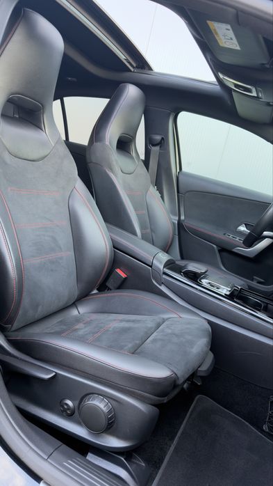 Mercedes Class A 180 D 1.5 115 CV Ano 2019 ( Versao AMG )