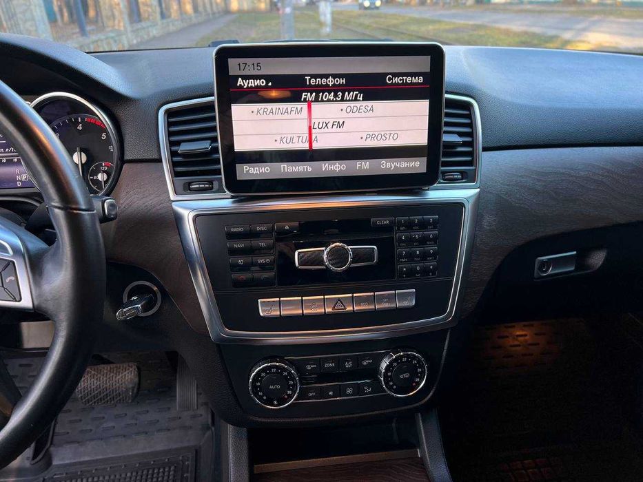 Mercedes-Benz M-Class 2013