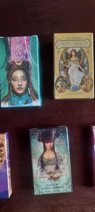 BARALHOS SELADos a 6 euros. Incrível . VEJAM FOTOS. A 8 EUROS CAD