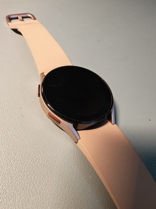 Samsung Galaxy Watch 4 + capa