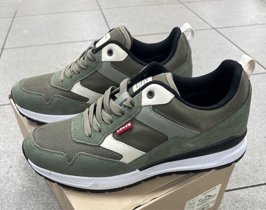 Levi's OATS REFRESH Dark Khaki  41 розмір