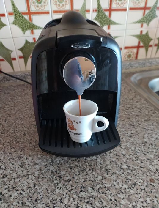 Máquina de café D'elta Q