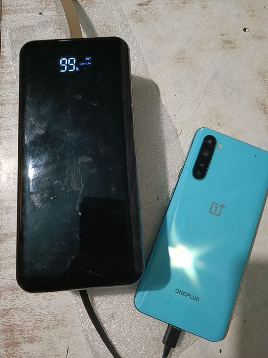 Телефон андроид , ONEPLUS AC2003