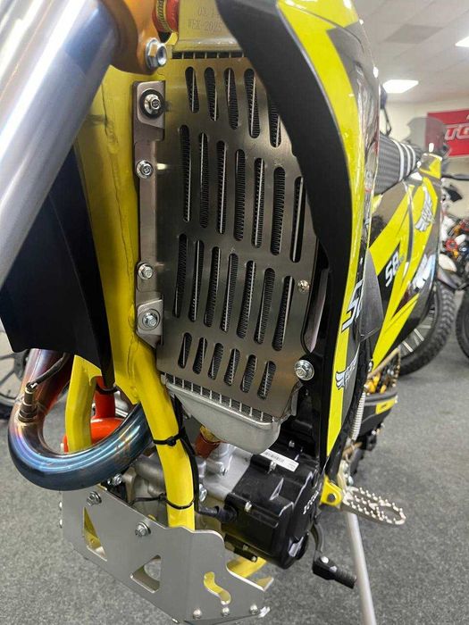 Мотоцикл Zuumav S8 Full Pro (S8-KE300)