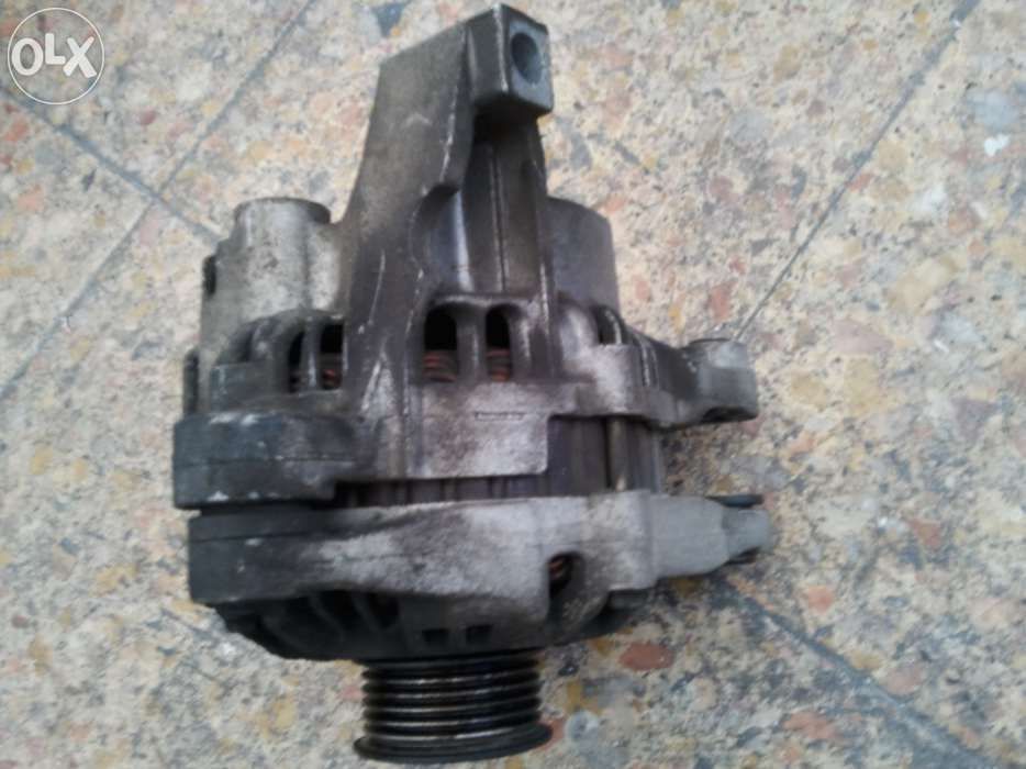 Fiesta 1.25 Alternador, Injectores Tm96OOO1234