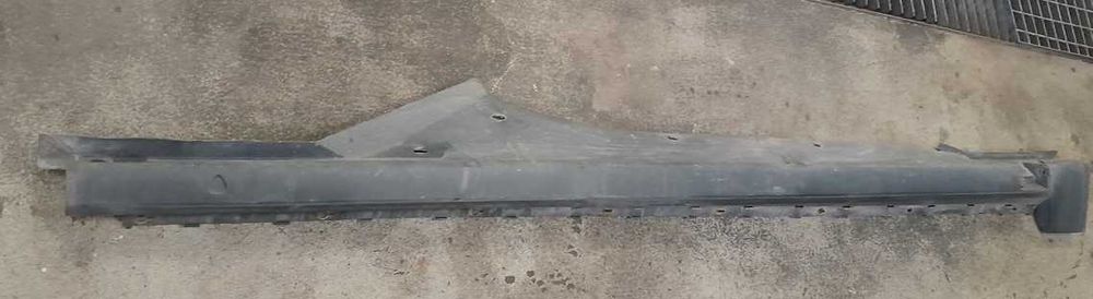 Listwa progowa progu prawa na próg Vw Passat B5