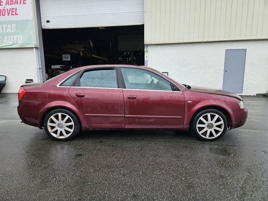 Audi A4 B6 2.5 TDi de 2002 para peças