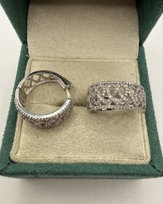 Złote kolczyki z diamentami 0,90ct