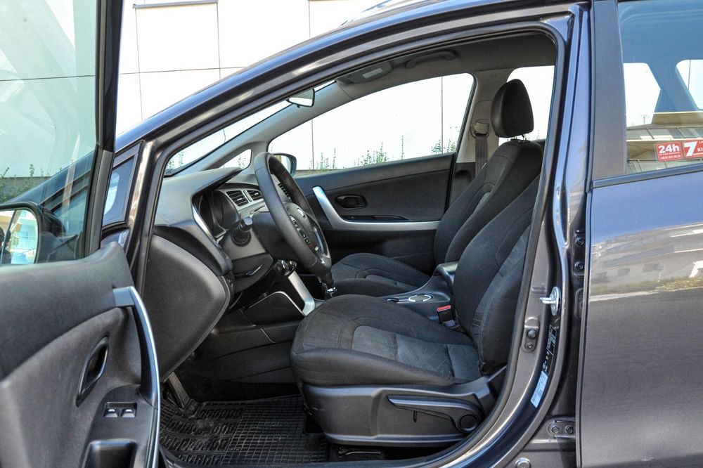 Kia Ceed Salon PL