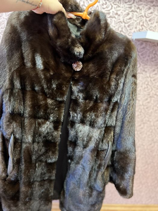 Шубка норкова в гарному стані