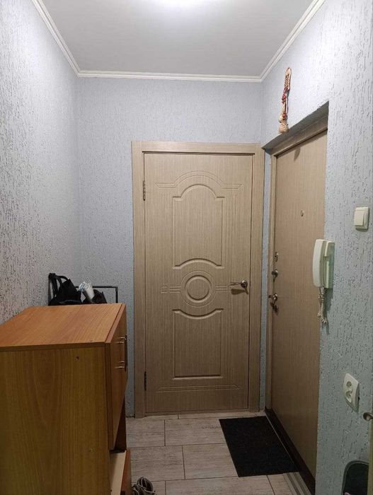 Продам 1 комнатную квартиру. 1/9эт. 36м2. Метро Салтовская. Киевский район.