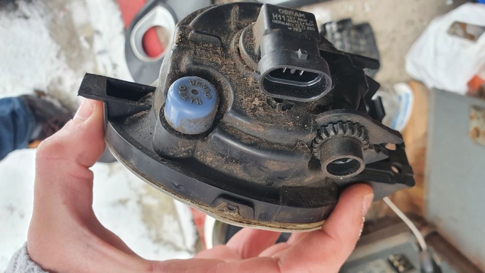 Передния решотка оригинал и туманки