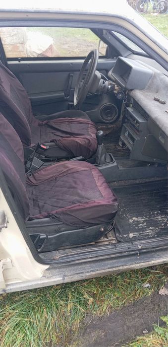 Легкова машина Ваз 2109