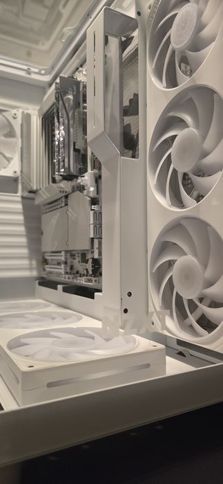 Zestaw White Aesthetic | Gigabyte X870 ICE | NZXT H9 Elite | G.Skill R