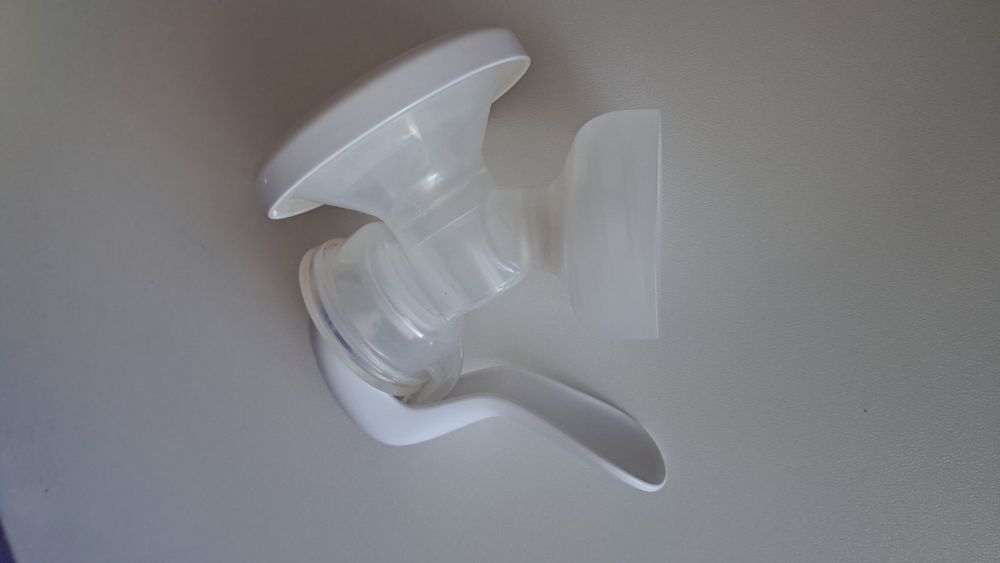 Молоковідсмоктувач Philips Avent механічний.
