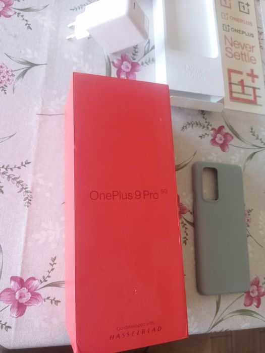 One plus One Pro 5g, 12gb/256gb como novo completo na caixa