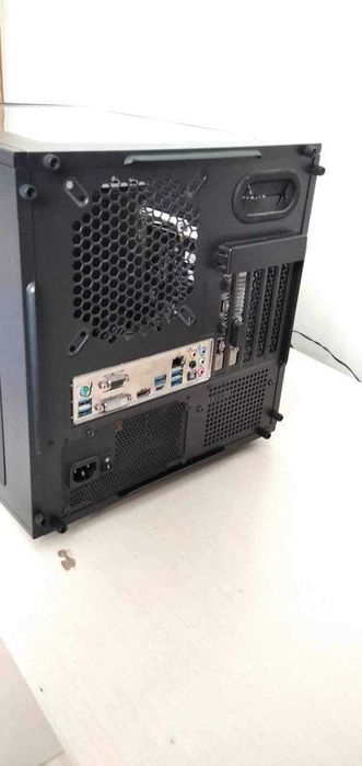 Бу системний блок компьютера