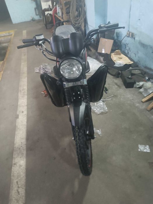 Мотоцикл SP125C-2AMW Spark
