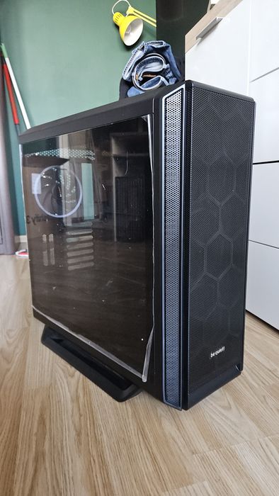 Be quiet! Silent Base 802 Window + 4x Light Wings 140mm ARGB + HUB