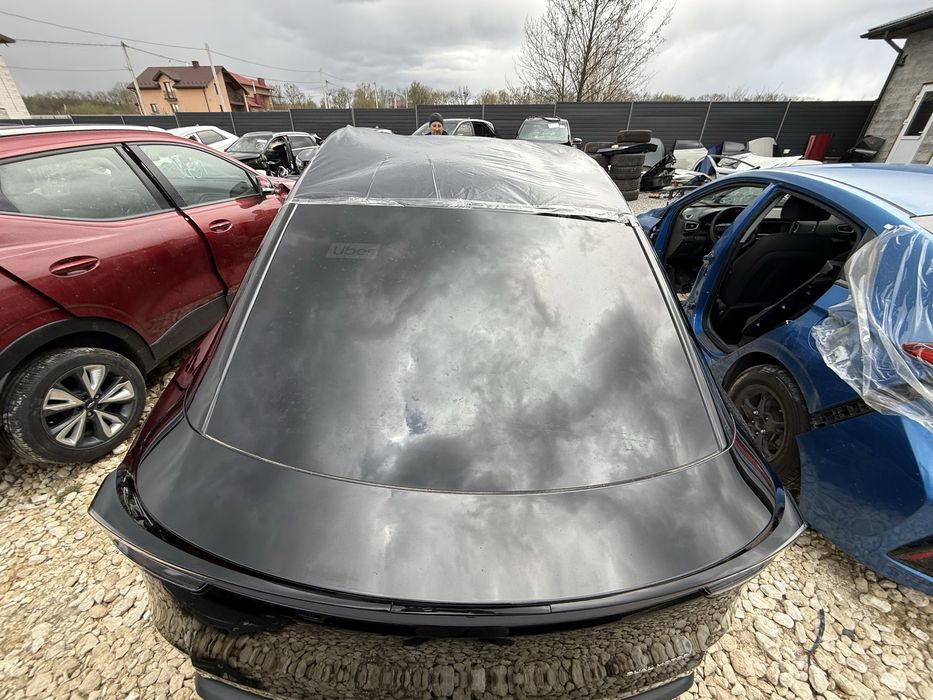 Кришка, ляда багажника Tesla model Y Juniper, Тесла модель У Джуніпер чорна.PX02
