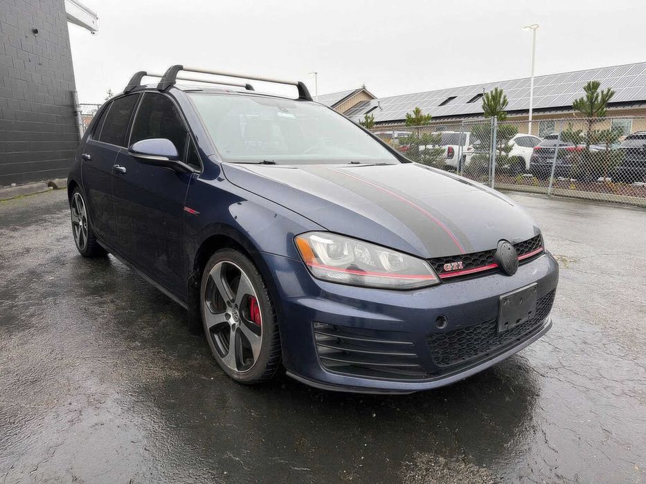 Volkswagen Golf GTI Autobahn 4-Door      2016