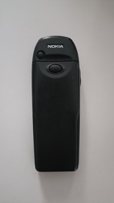 Nokia 6310i z ładowarką