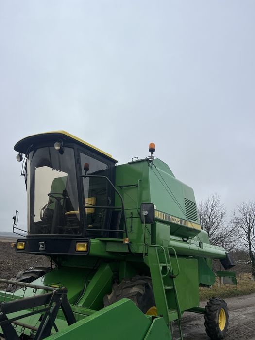 Свіжопривезений комбайн John Deere 1075 жатка 4,2м