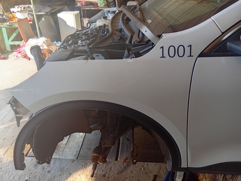 Капот форд ескейп 20 Ford escape 20