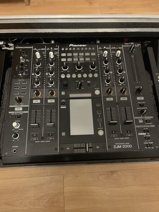 2x pioneer xdj 1000 plus djm 2000