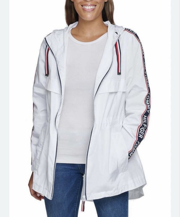 Нова ветровка Tommy Hilfiger розмір М