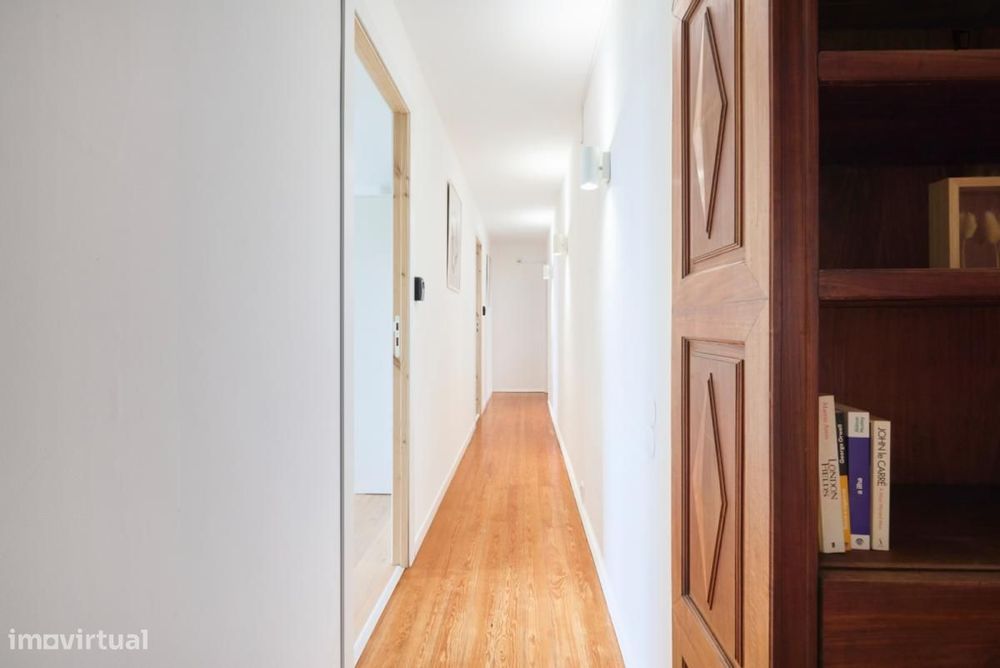 Quarto - localizado em Lapa Lisbon