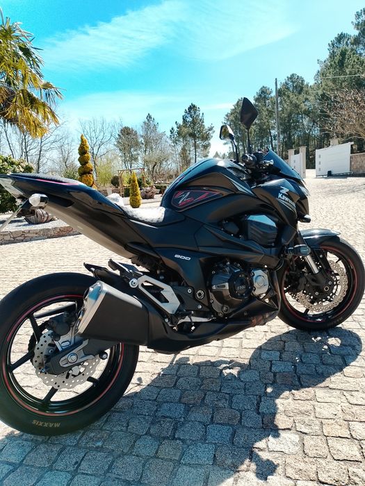 Vendo z800 como nova com apenas 10700 km