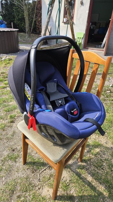 Fotelik Avionaut Pixel z bazą ISOFIX