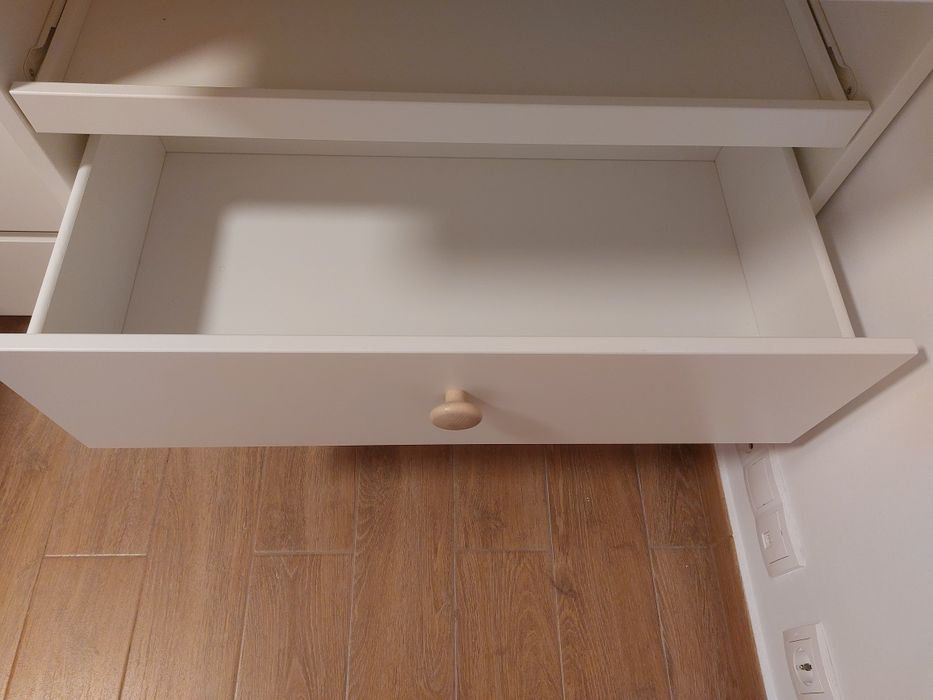 Trocador IKEA MYLLRA + colchão e 2 forras – como novo